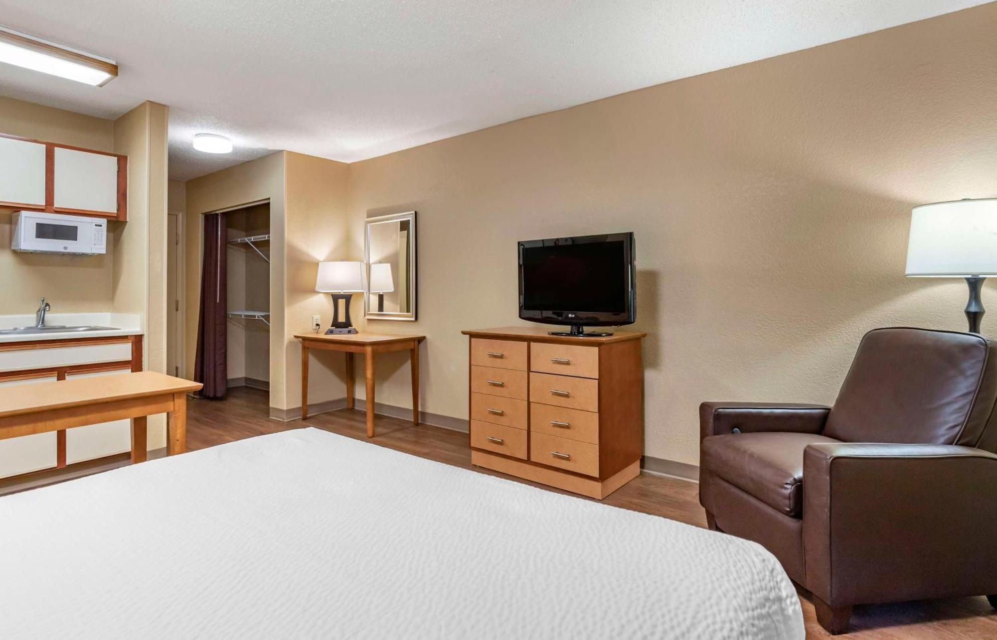 Extended Stay America Suites - San Antonio - Colonnade - Medical Buitenkant foto